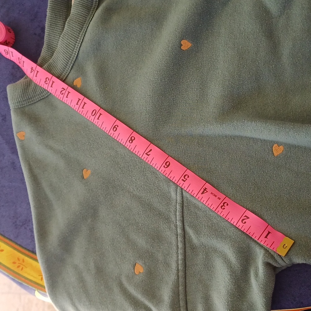 Universal Threads Heart Patterned Sweater - Picture 4 of 7